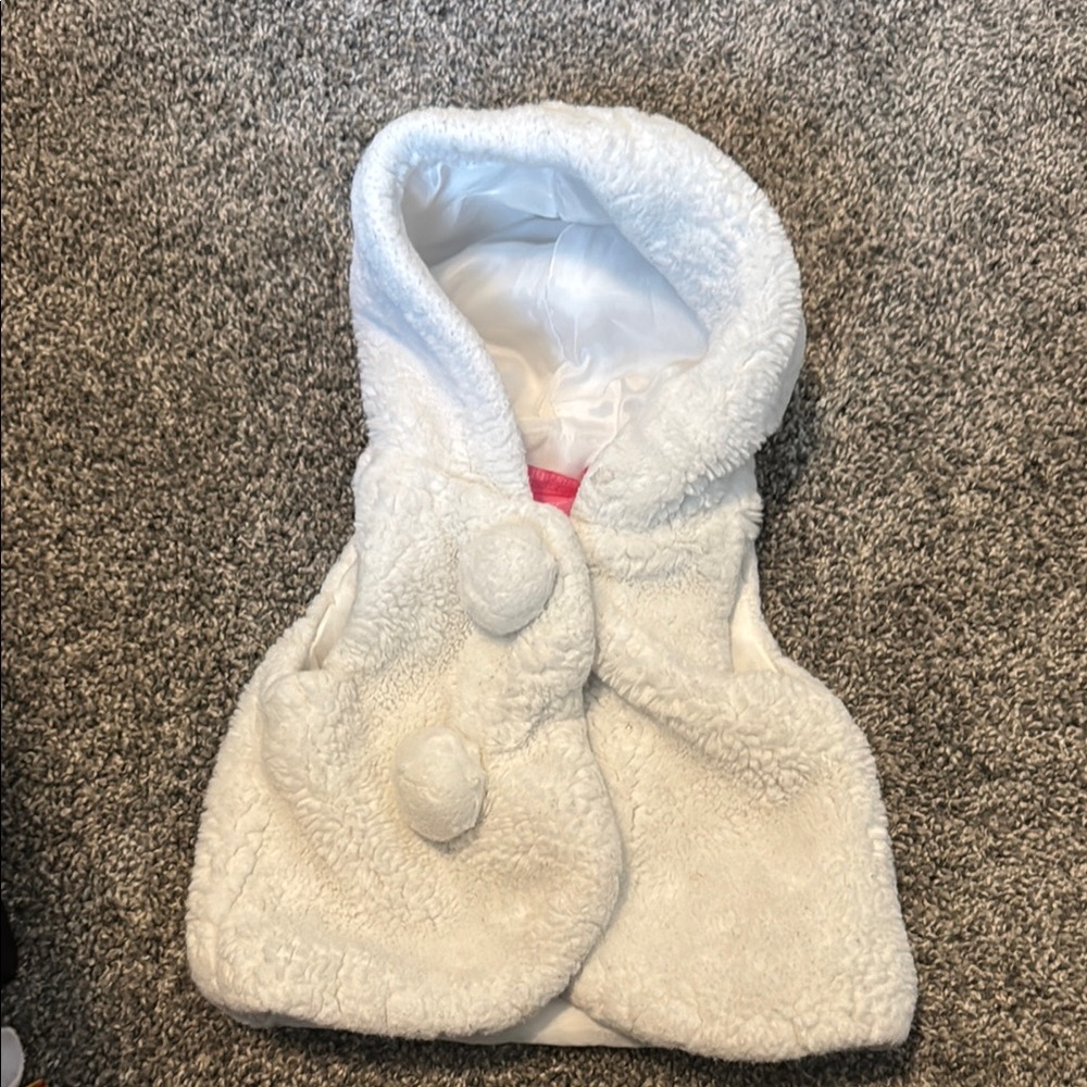 Isaac Mizrahi White Plush Hooded Vest